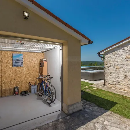 Rustical Stone House With Pool - Two Bedroom With Pool * Kanfanar