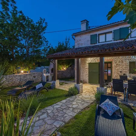 Rustical Stone House With Pool - Two Bedroom With Pool Kanfanar