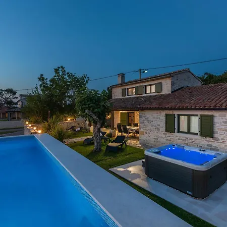 Rustical Stone House With Pool - Two Bedroom With Pool Kanfanar
